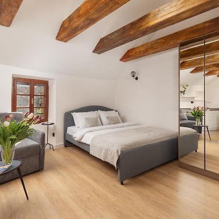 Old Town South Gate Apartment Kotor Bagian luar foto