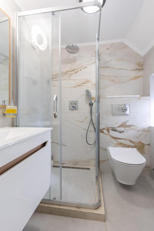 Old Town South Gate Apartment Kotor Bagian luar foto